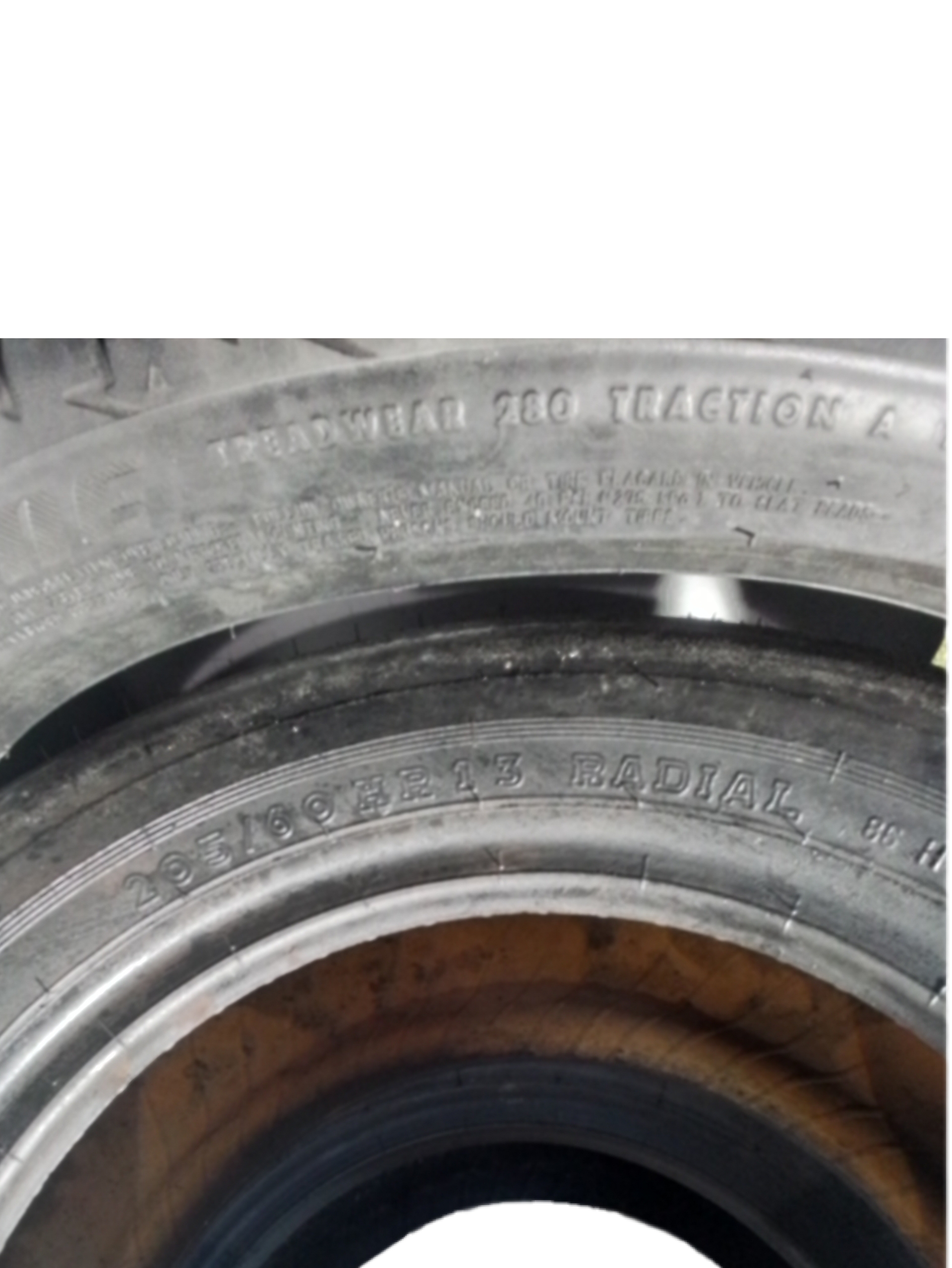 Pneu Uniroyal Radial 205/60 R13 86H - Image 4